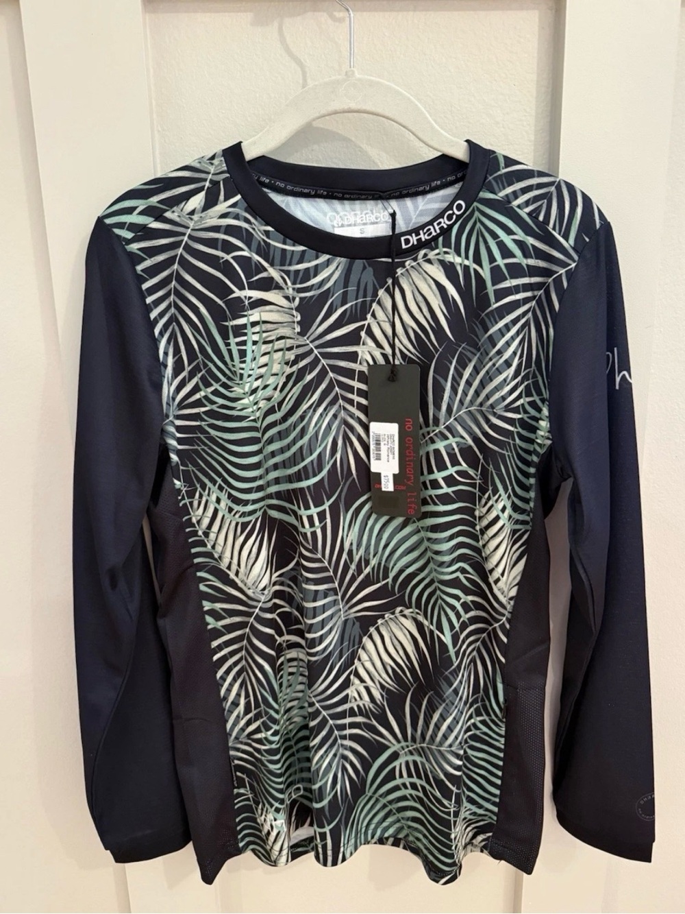 DHaRCO Women's Jersey Size Small